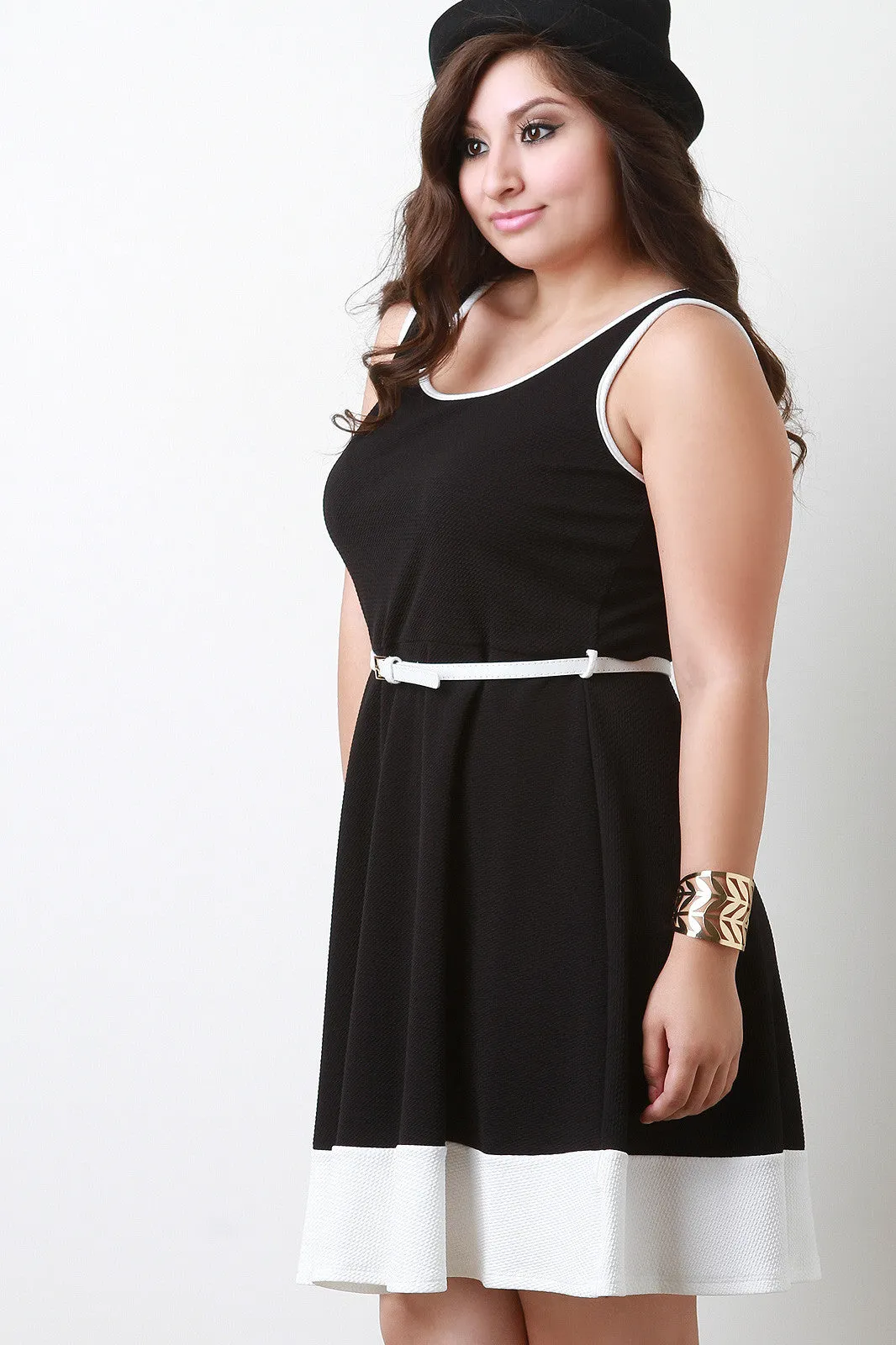 Contrast Belted Sleeveless Skater Dress