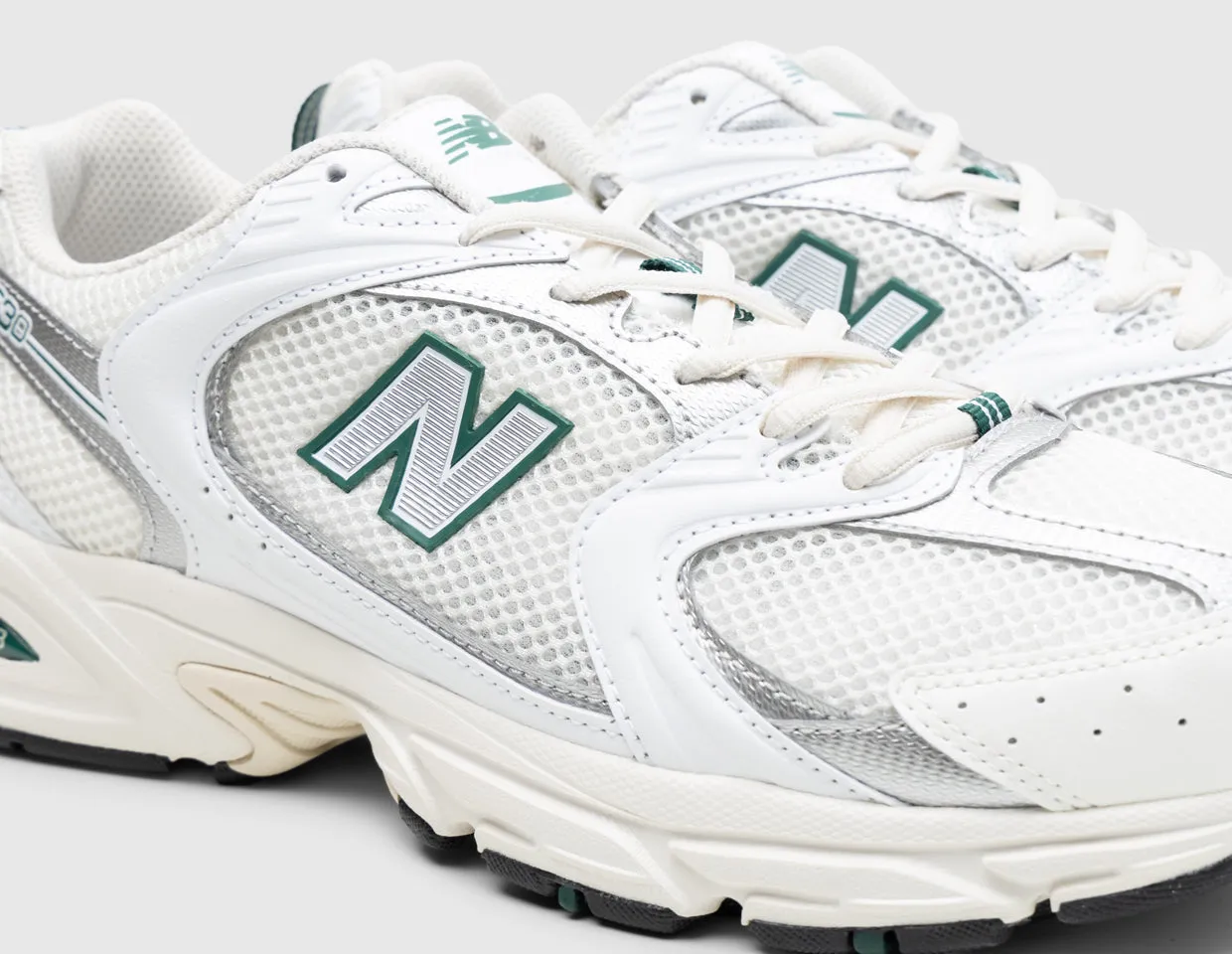 New Balance 530 Sea Salt / White - Marsh Green